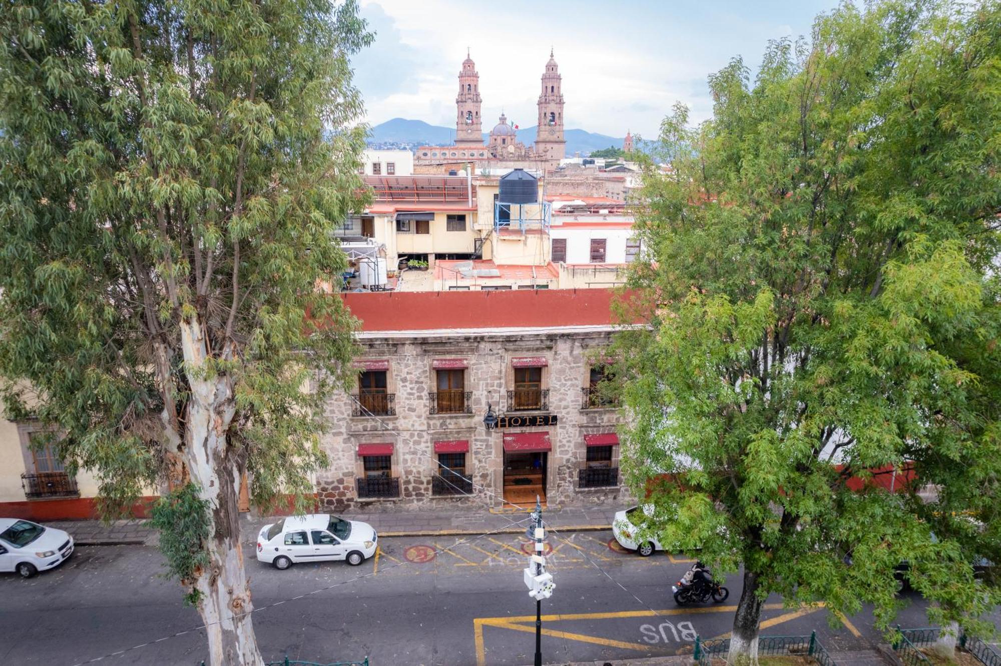 Hotel El Carmen, Morelia Exterior foto