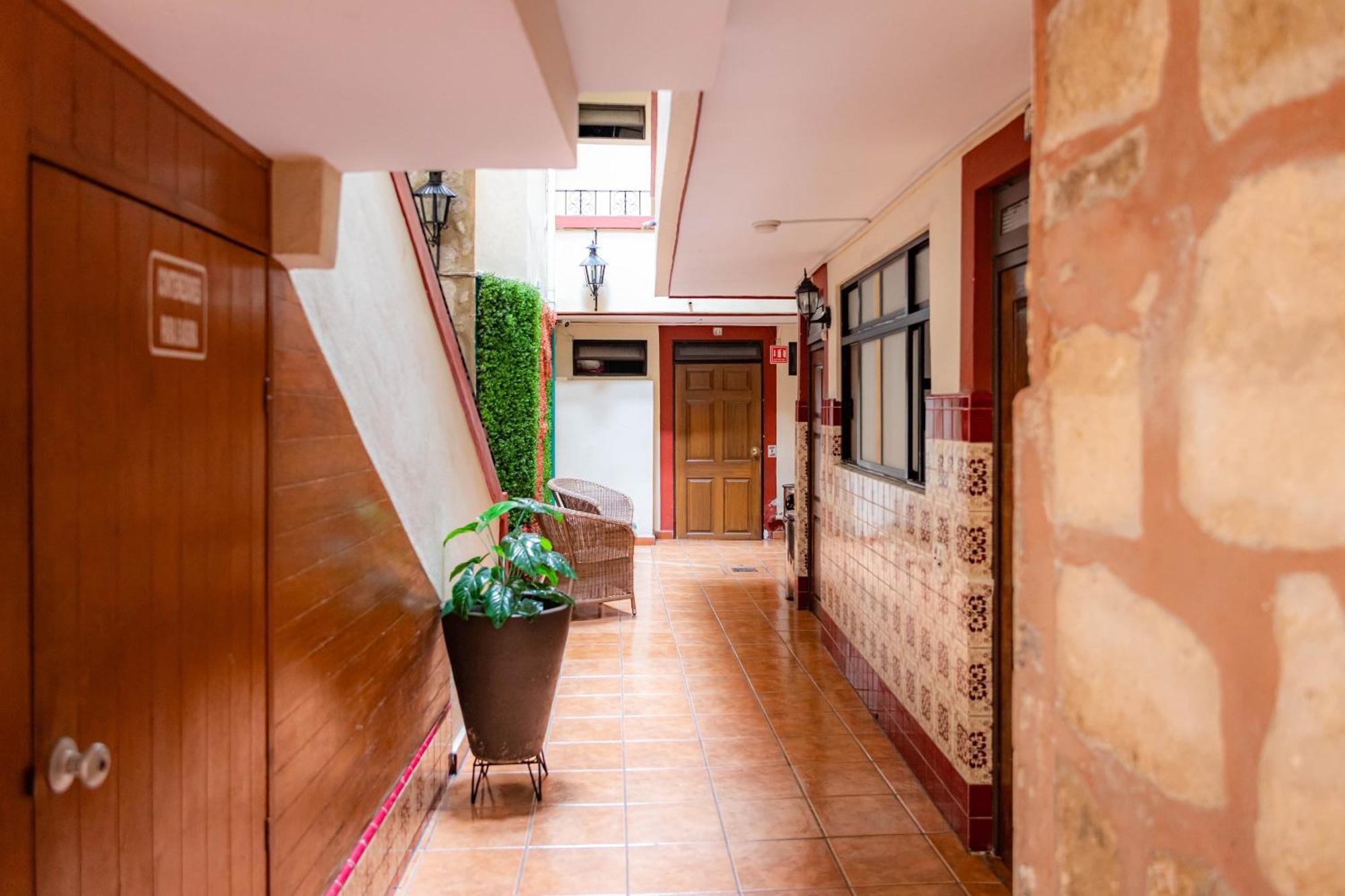 Hotel El Carmen, Morelia Exterior foto